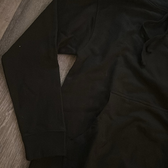 NEW GNGBILUD Hoodie - Picture 3 of 4